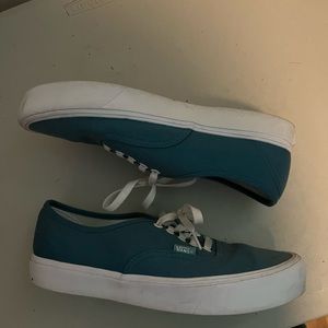 Vans comfort fit shoes